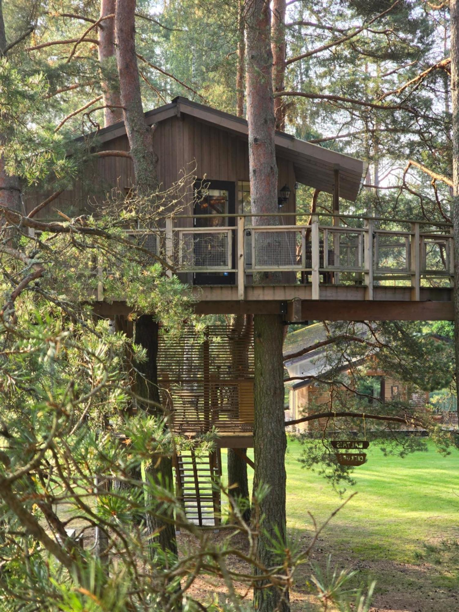 DukuriTreehouse Ciekurs别墅 外观 照片