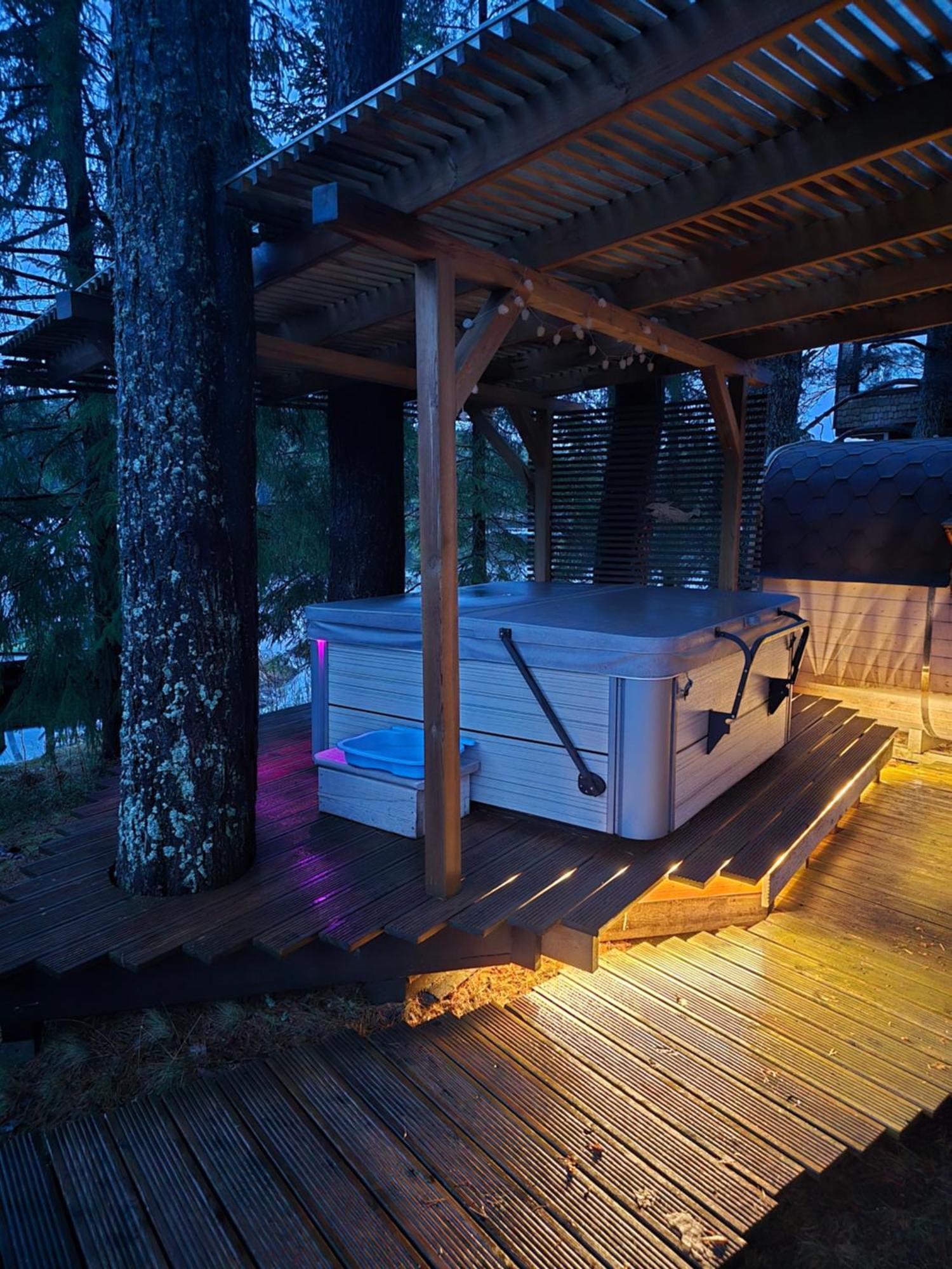 DukuriTreehouse Ciekurs别墅 外观 照片